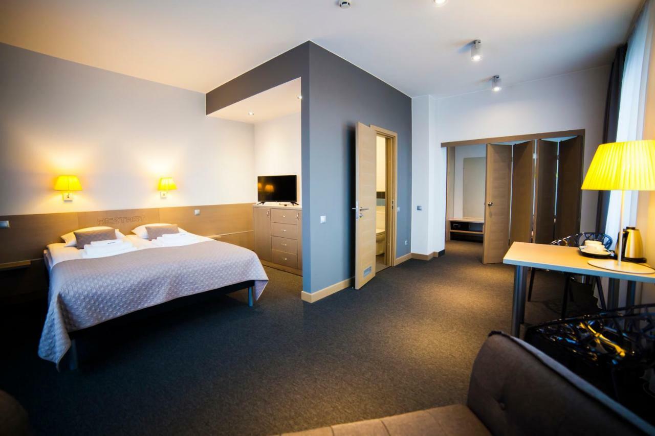 Restart Hotel Rezekne Bagian luar foto