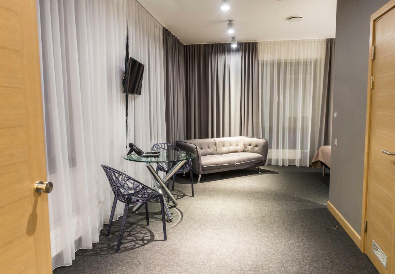 Restart Hotel Rezekne Bagian luar foto
